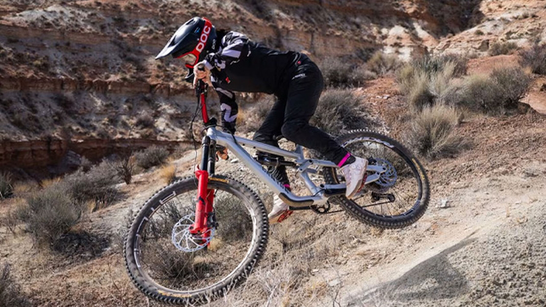 What majes the perfect dowhnill mountain bike? Undertanding downhill mtb features